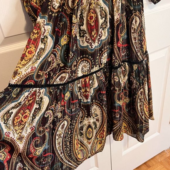 Paisly Print Maxi Dress with Long Sleeves - Picture 5 of 6